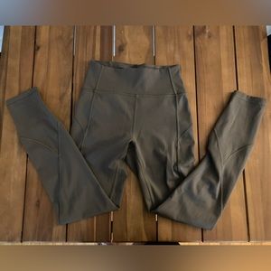 lululemon in movement 7/8 tight leggings 4